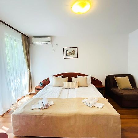 Family Hotel Helios Pantai Sunny Luaran gambar