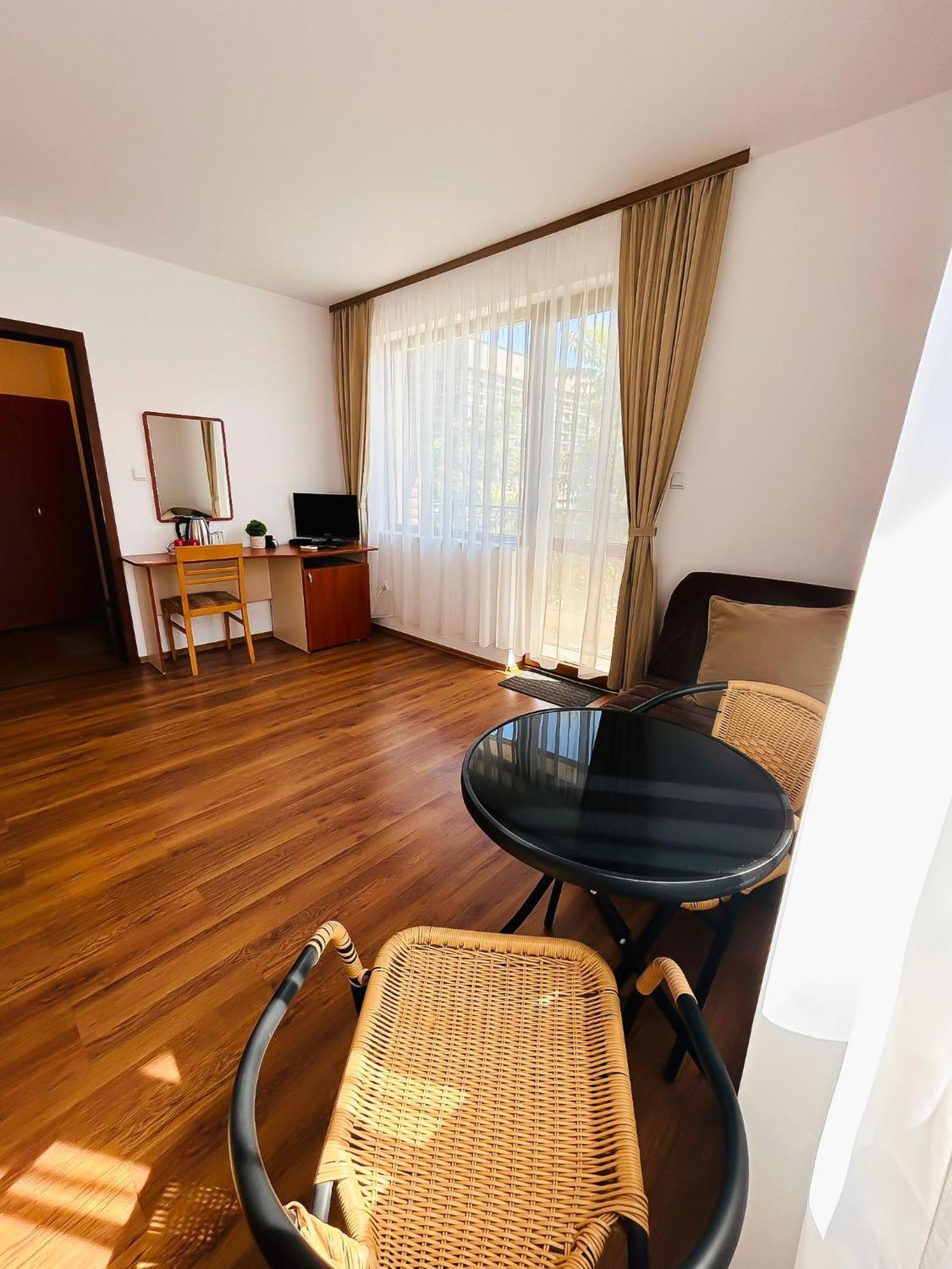 Family Hotel Helios Pantai Sunny Luaran gambar